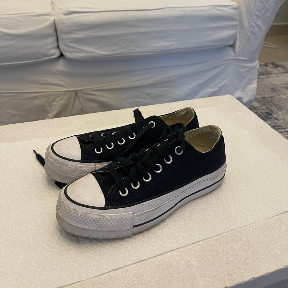 Converse Chuck Taylor All Star Lift OX Women's Platform Shoes black size 6